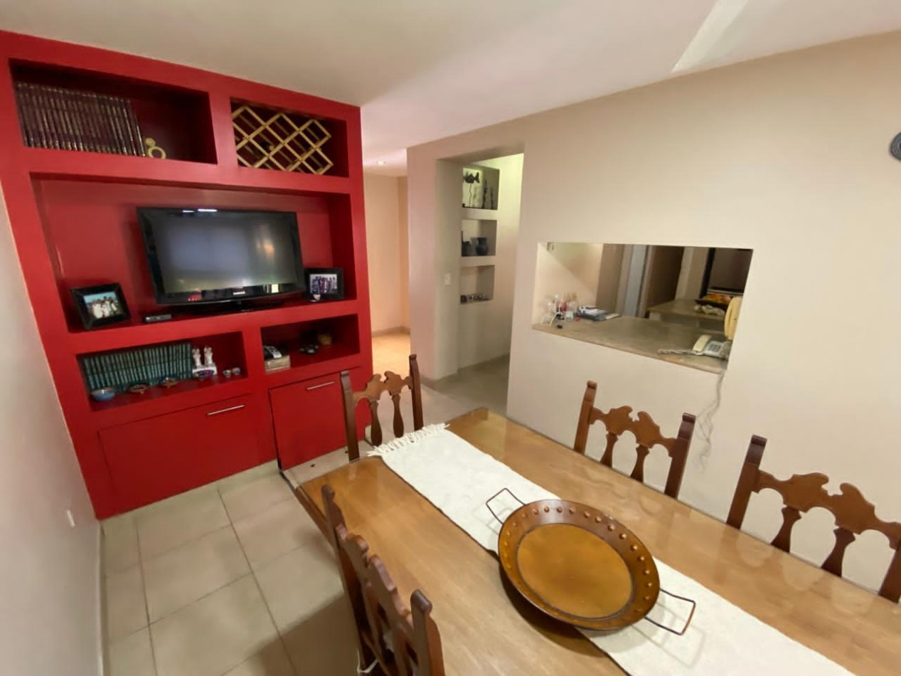 AV MATE DE LUNA 3900