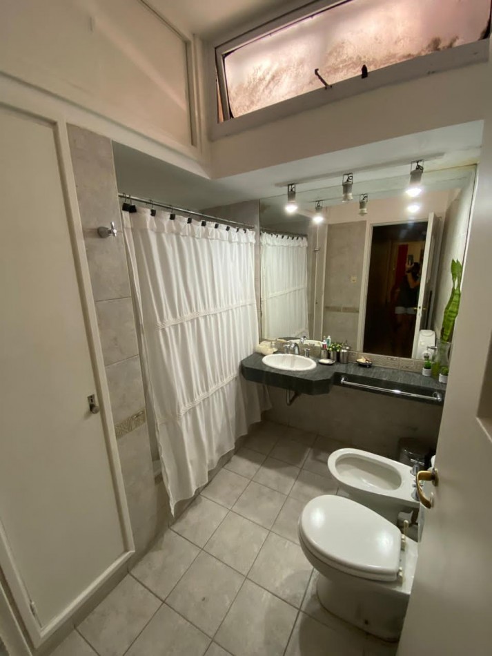 AV MATE DE LUNA 3900