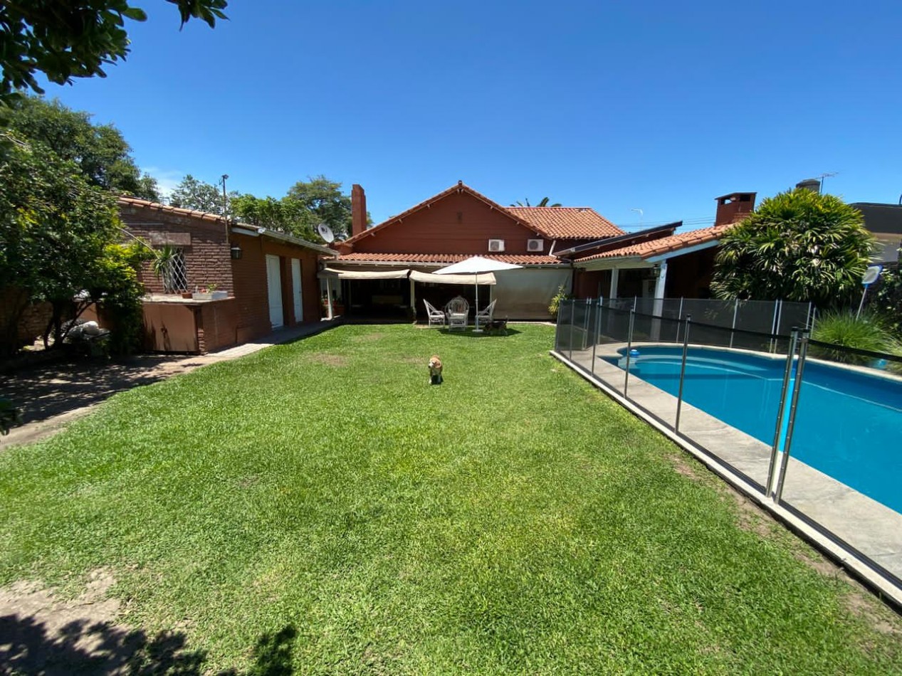 AV MATE DE LUNA 3900