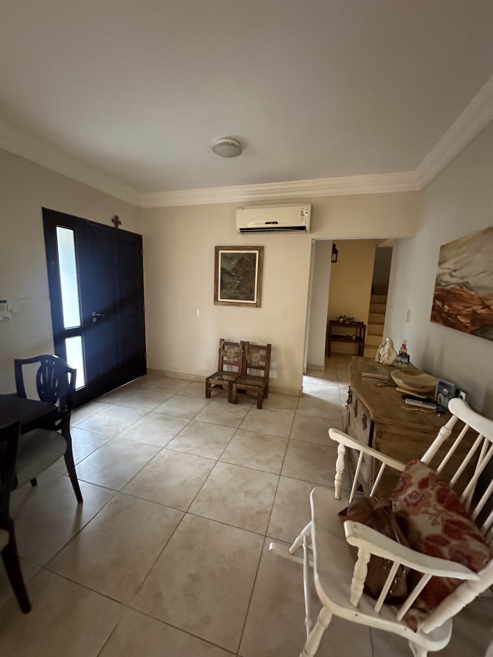 VICTORIA O´CAMPO Y B. 9 DE JULIO, YERBA BUENA.