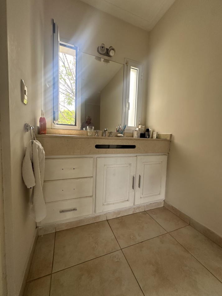 VICTORIA O´CAMPO Y B. 9 DE JULIO, YERBA BUENA.