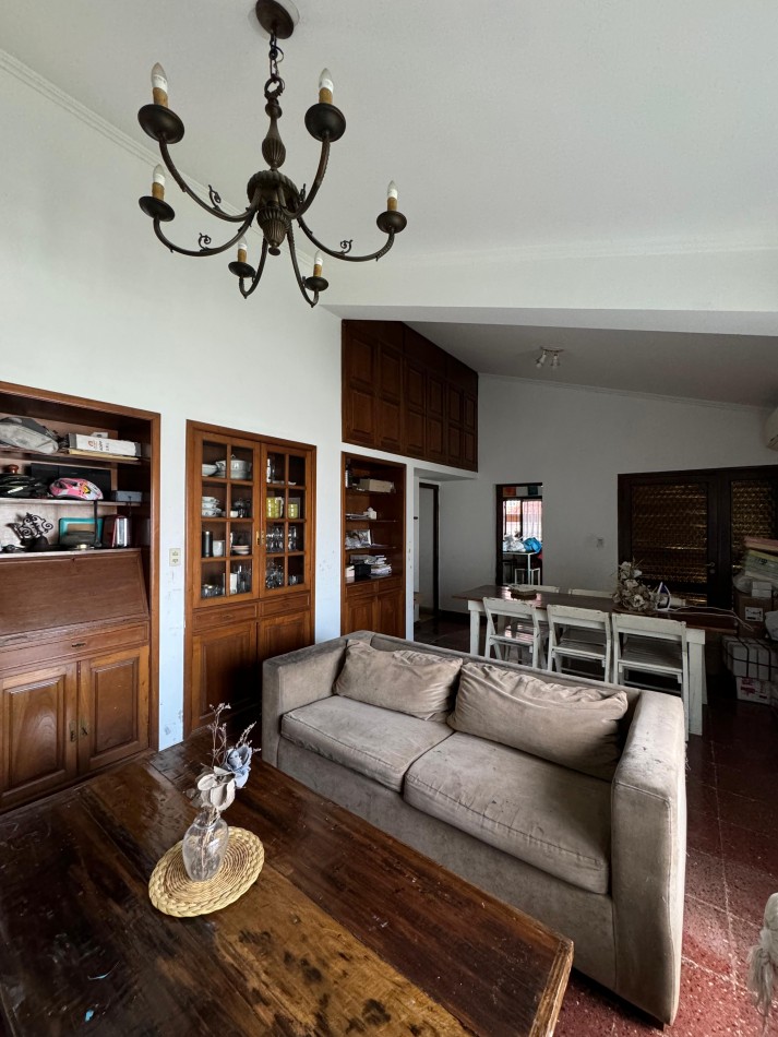 PARAGUAY 563, YERBA BUENA