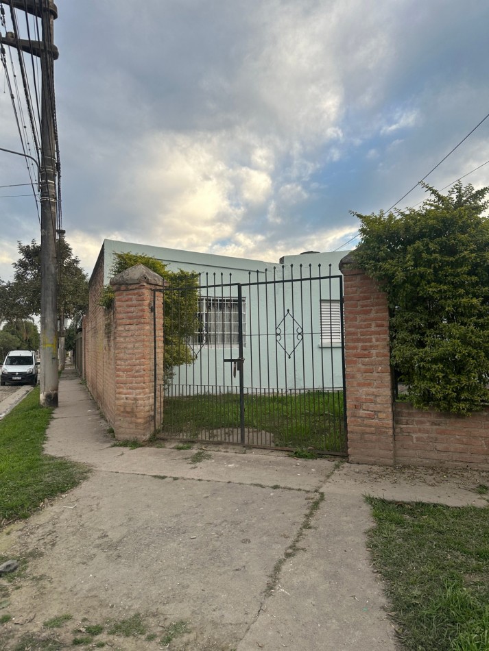 TUCUMAN Y J.B. TERAN 300, BARRIO LAS ACACIAS, YB.