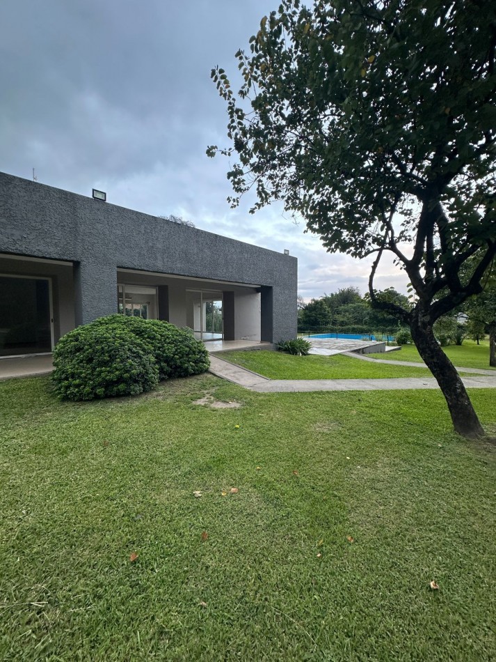 COUNTRY DEL PILAR, YERBA BUENA